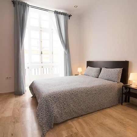 Апартаменты Extraordinario Piso Junto Playa Y En Pleno Centro Кадис Экстерьер фото